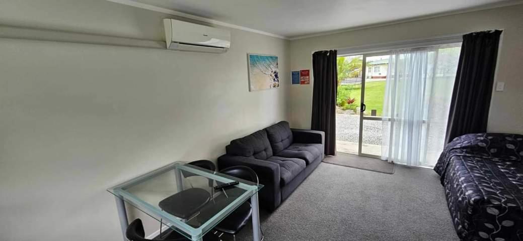 Sunnydays Motel 吉斯伯恩 外观 照片