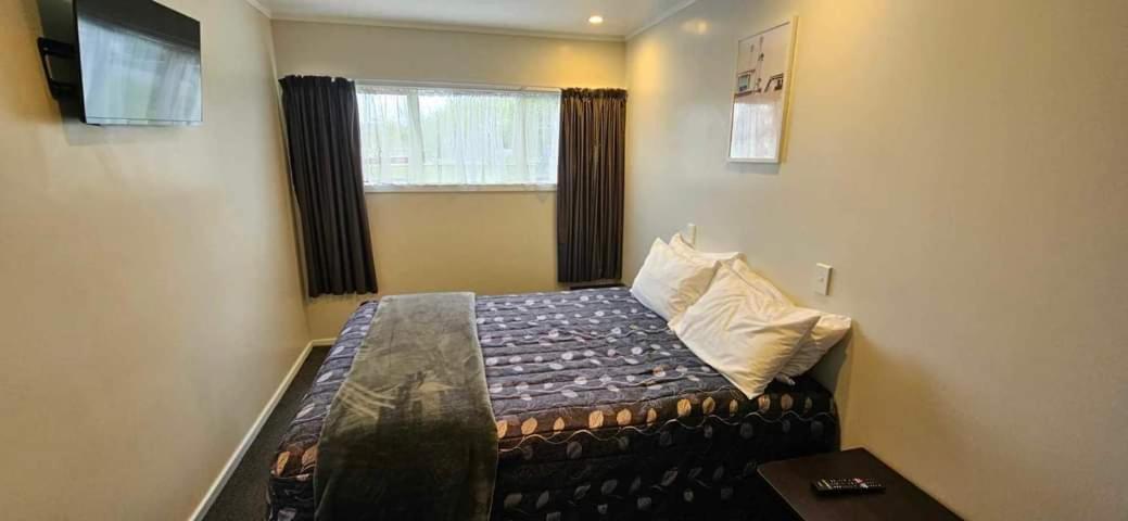 Sunnydays Motel 吉斯伯恩 外观 照片