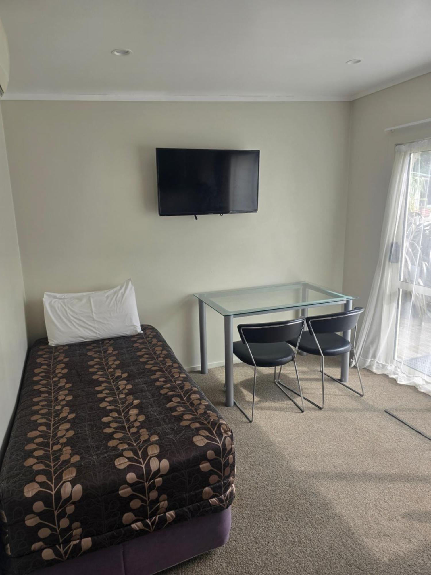 Sunnydays Motel 吉斯伯恩 外观 照片